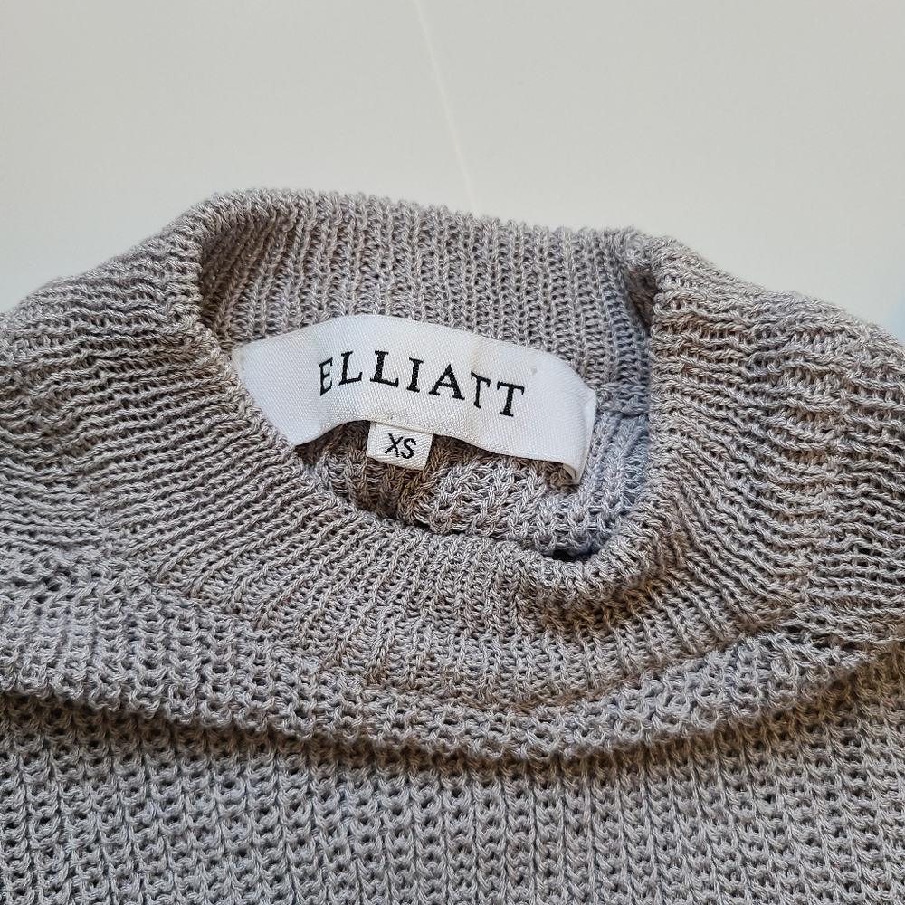 Elliatt Revolve Crop Sweater Pointelle Open Knit - Picture 5 of 8